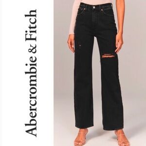 Abercrombie & Fitch Curve Love 90s Relaxed High Rise Jean